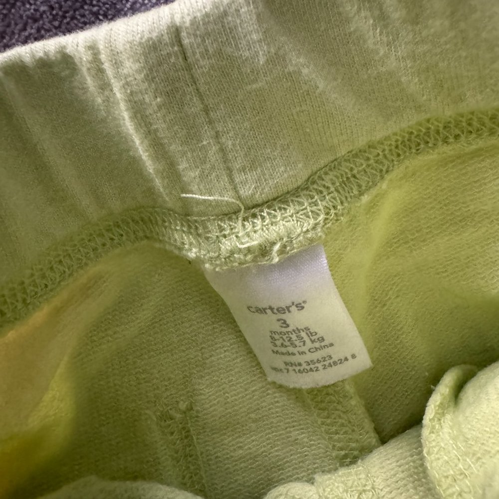 Carter's Onesie and Pull-On Short Set EUC Sz 3 mos - Picture 3 of 4
